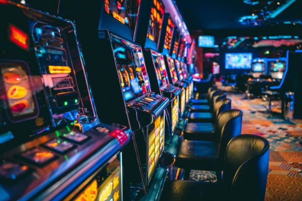 Slot game selection and live casino dashboard